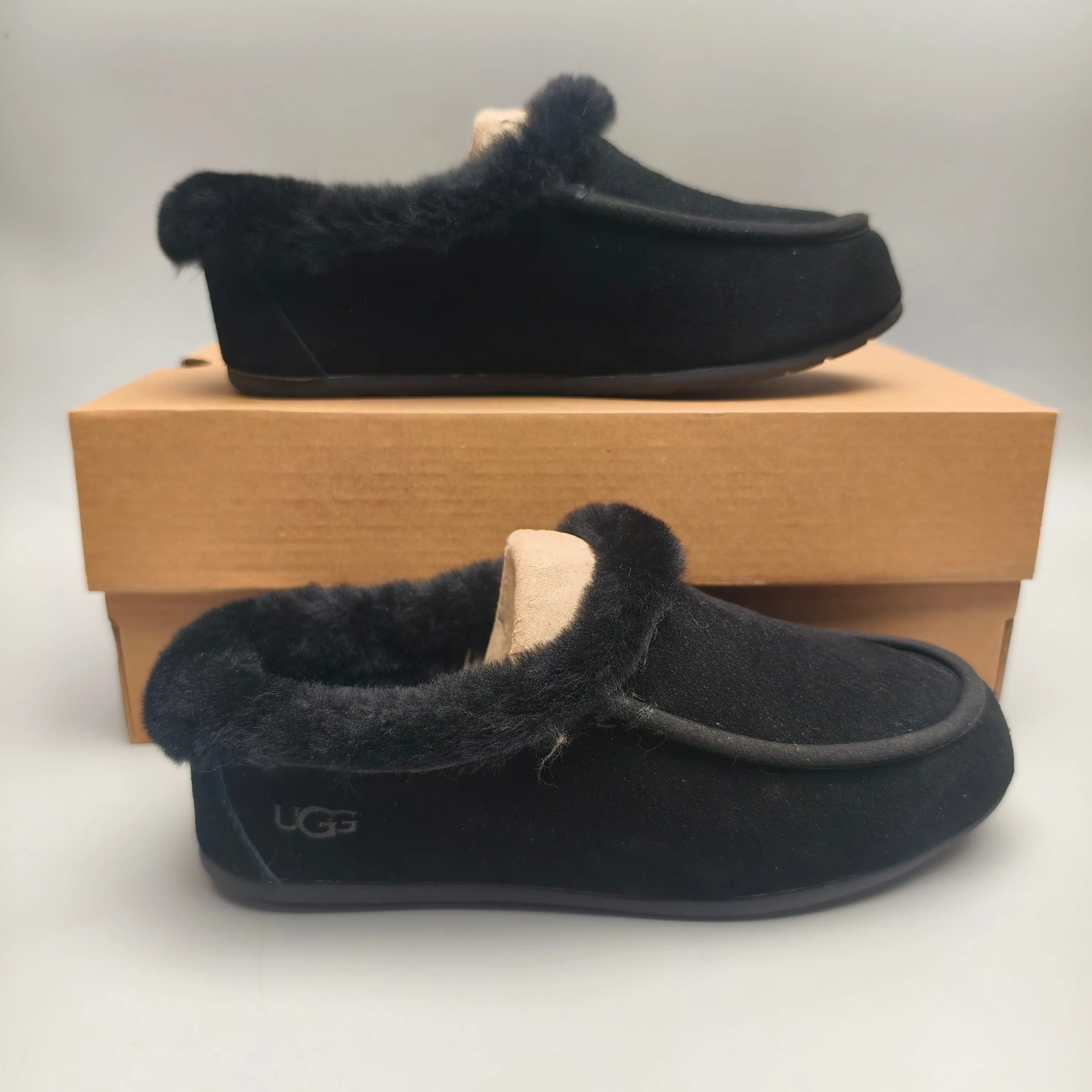💰440 UGG sheepskin all-in-one snow boots 1391 Slip-on casual home shoes for women Color: maroon black chocolate Matching size: 35-40